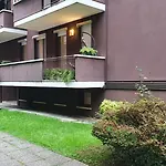 Grande Immerso Nel - Poeta * Padua