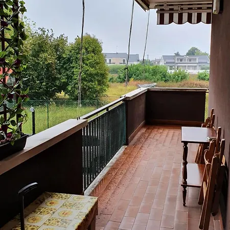 Grande Immerso Nel - Poeta Appartamento