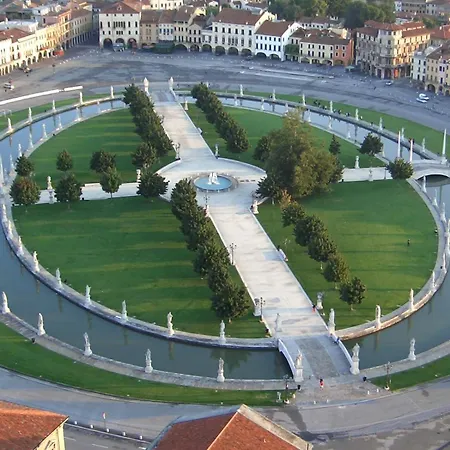Grande Immerso Nel - Poeta Appartamento Padova